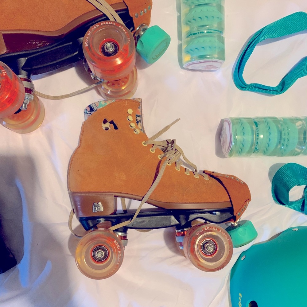 Moxi Lolly Skates!!!! Size 7